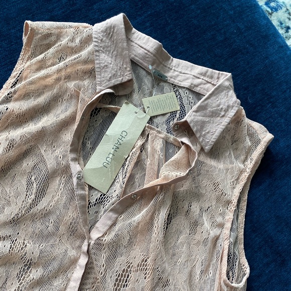 NWT Chan Luu Sleeveless Button Up Lace Sheer Blouse in Light Brown/Blush Size XS - Picture 4 of 8